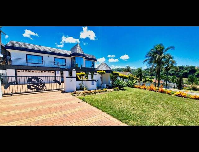 5 BEDROOM HOUSE FOR SALE IN UMHLATUZANA